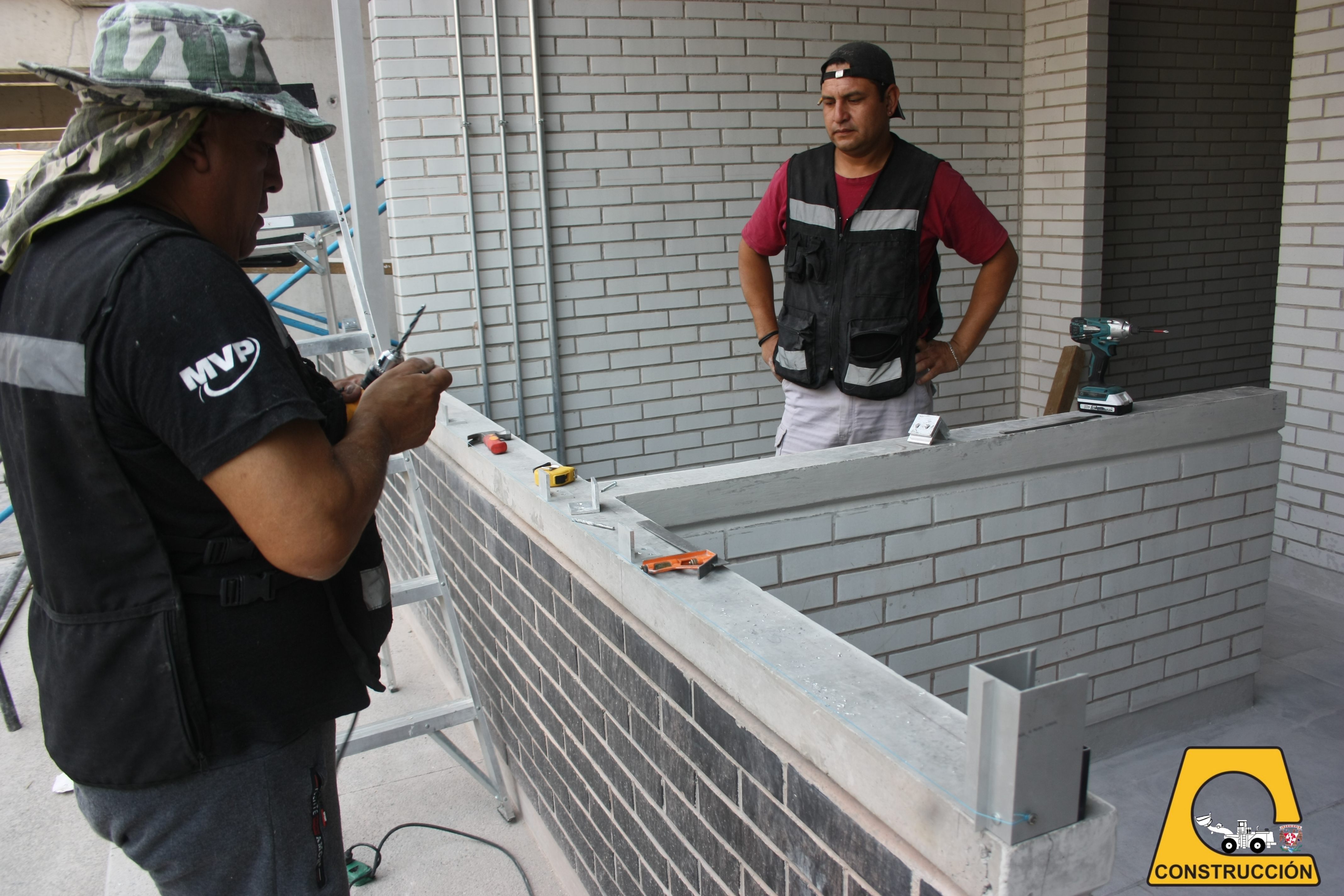 Obrero laborando (5).jpg