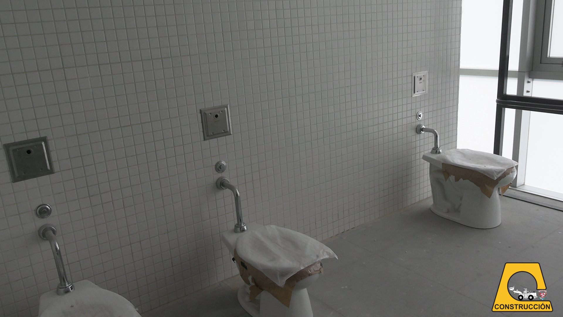 Retretes instalados.jpg