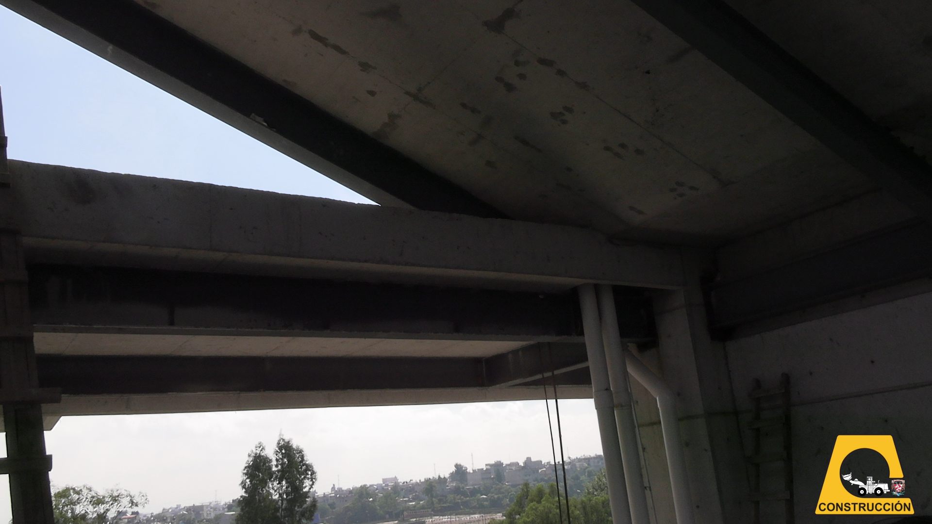 Trabe del edificio.jpg
