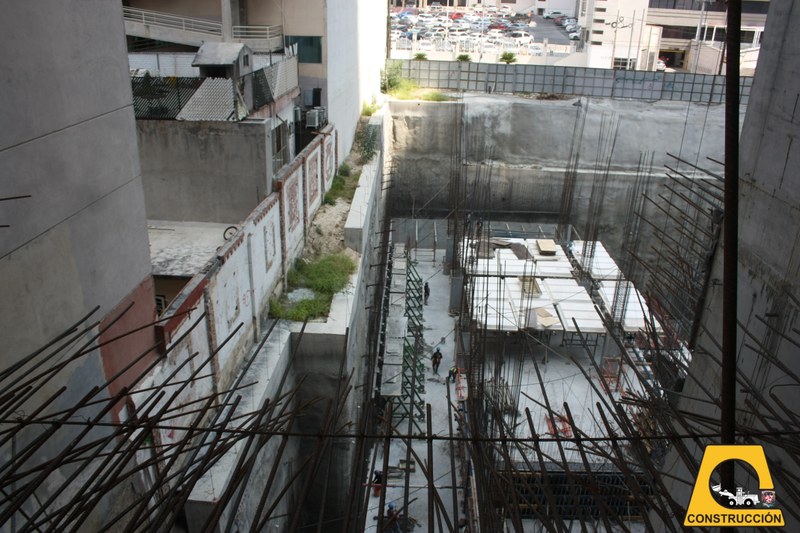 Excavacion de cimentacion (10).jpg