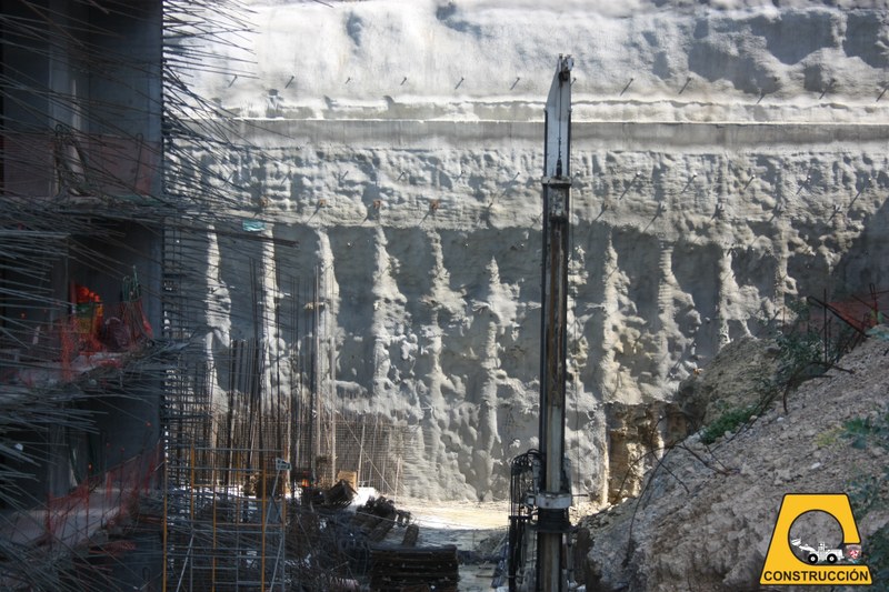 Excavacion de cimentacion (3).jpg