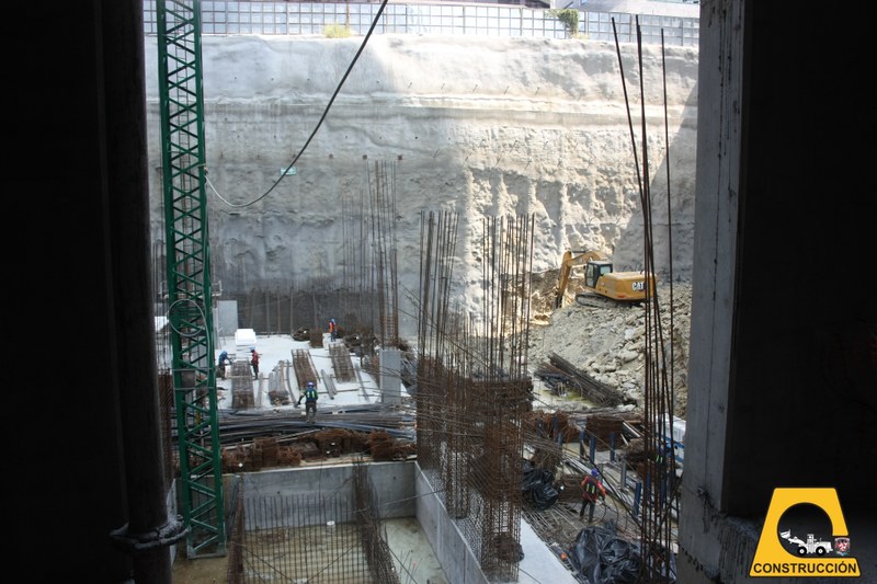 Excavacion de cimentacion (7).jpg